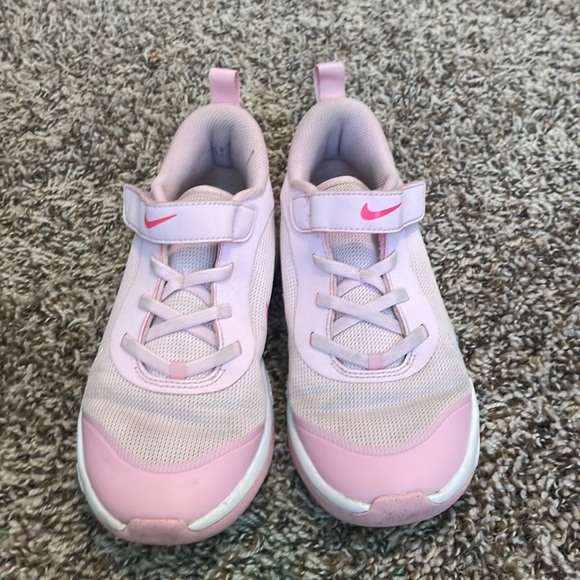 Nike Sneakers - Picture 3 of 3